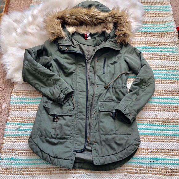 H&M Jackets & Blazers - Army jacket faux fur